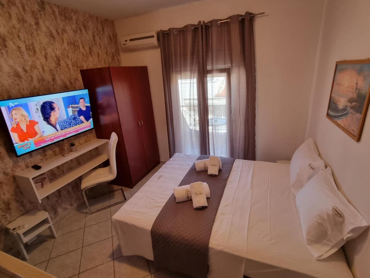 Premium Suites Ofrínion Exterior foto