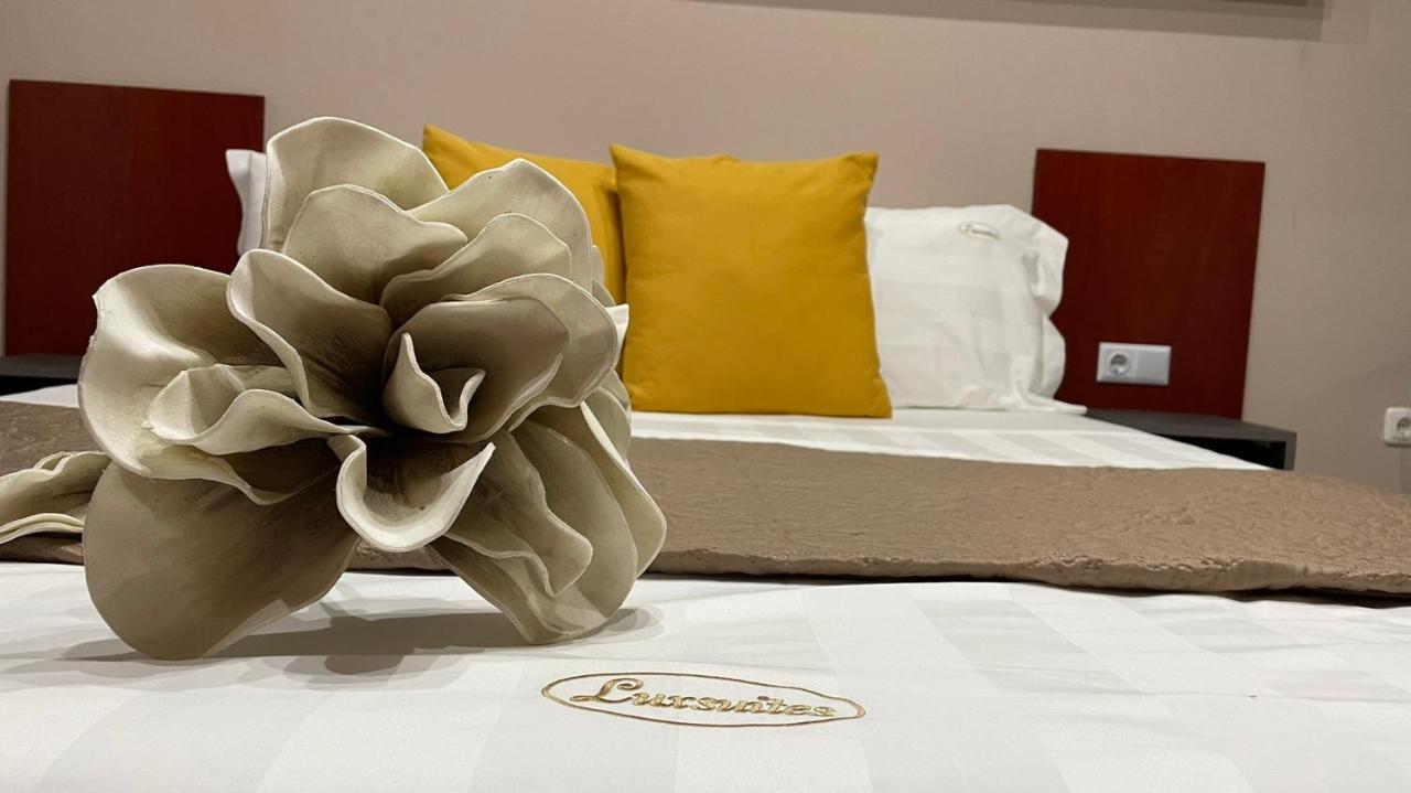 Premium Suites Ofrínion Exterior foto