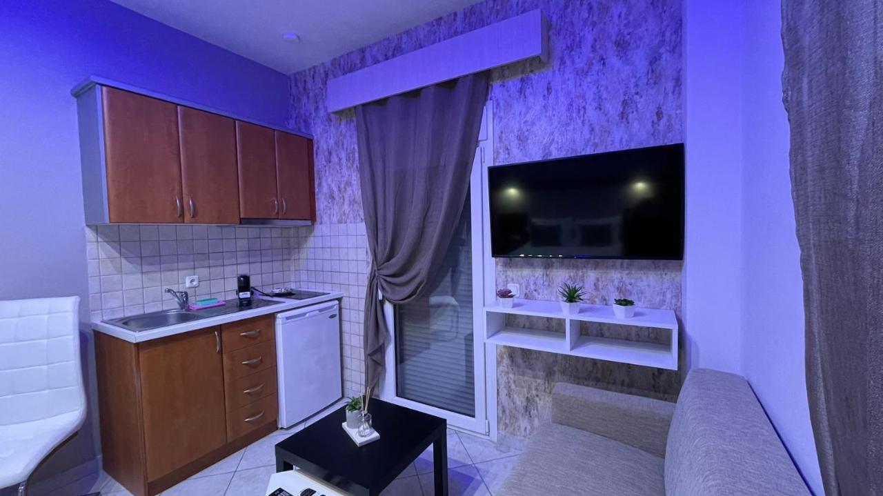 Premium Suites Ofrínion Exterior foto