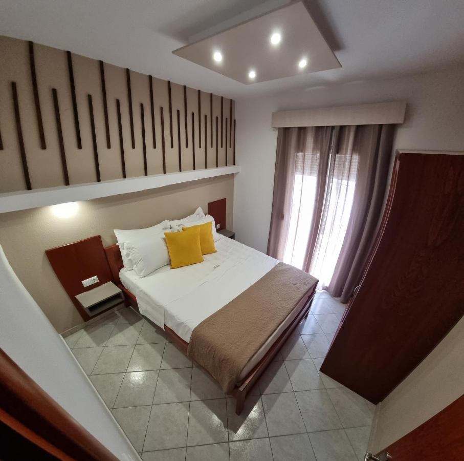 Premium Suites Ofrínion Exterior foto