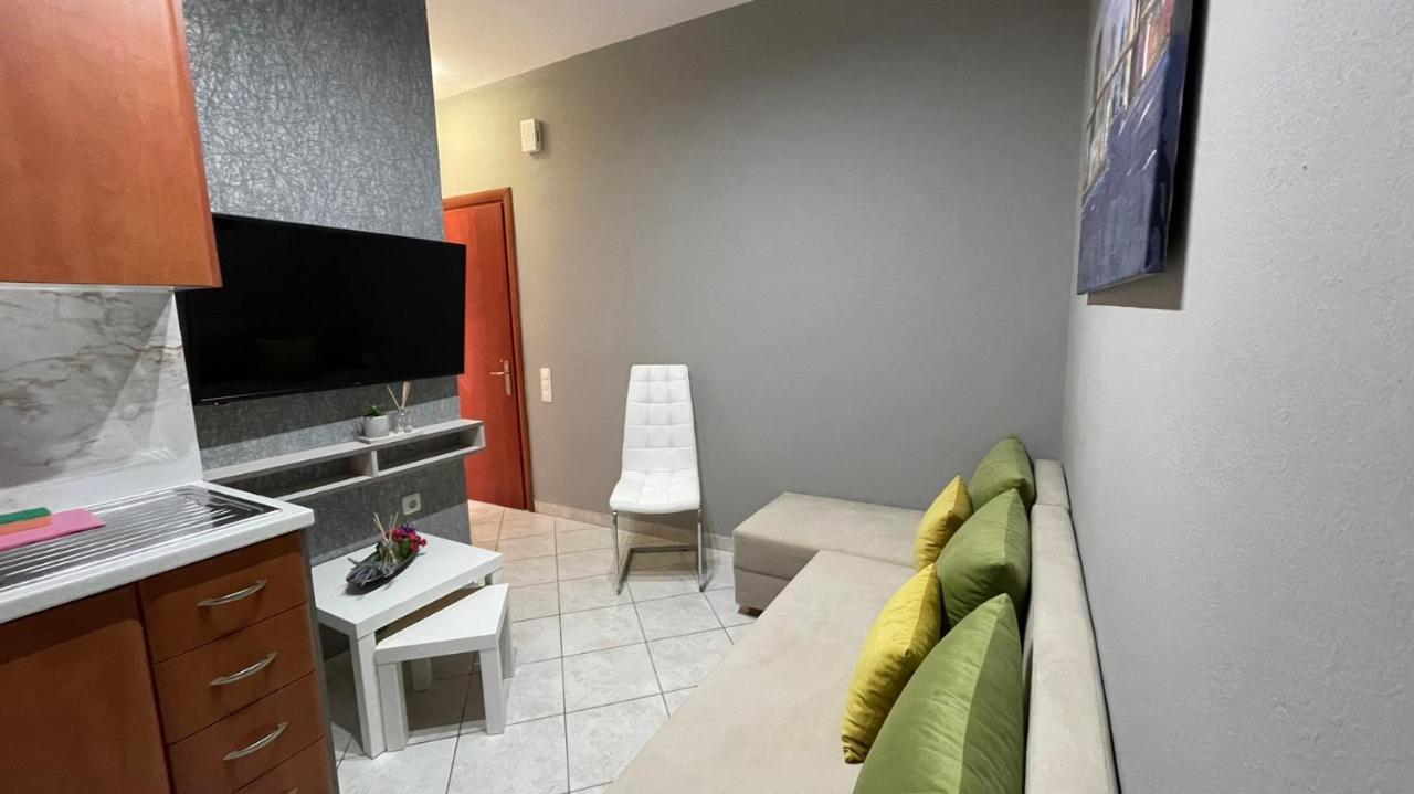Premium Suites Ofrínion Exterior foto