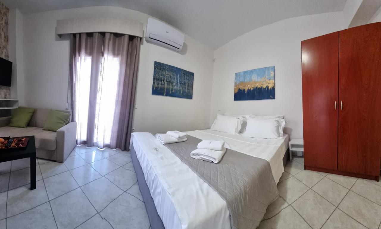 Premium Suites Ofrínion Exterior foto